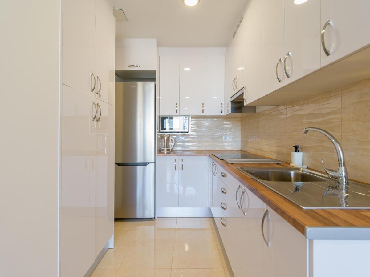 Bright Townhouse - Views - 5 Min Walk To The Beach Лас-Пальмас-де-Гран-Канария Экстерьер фото
