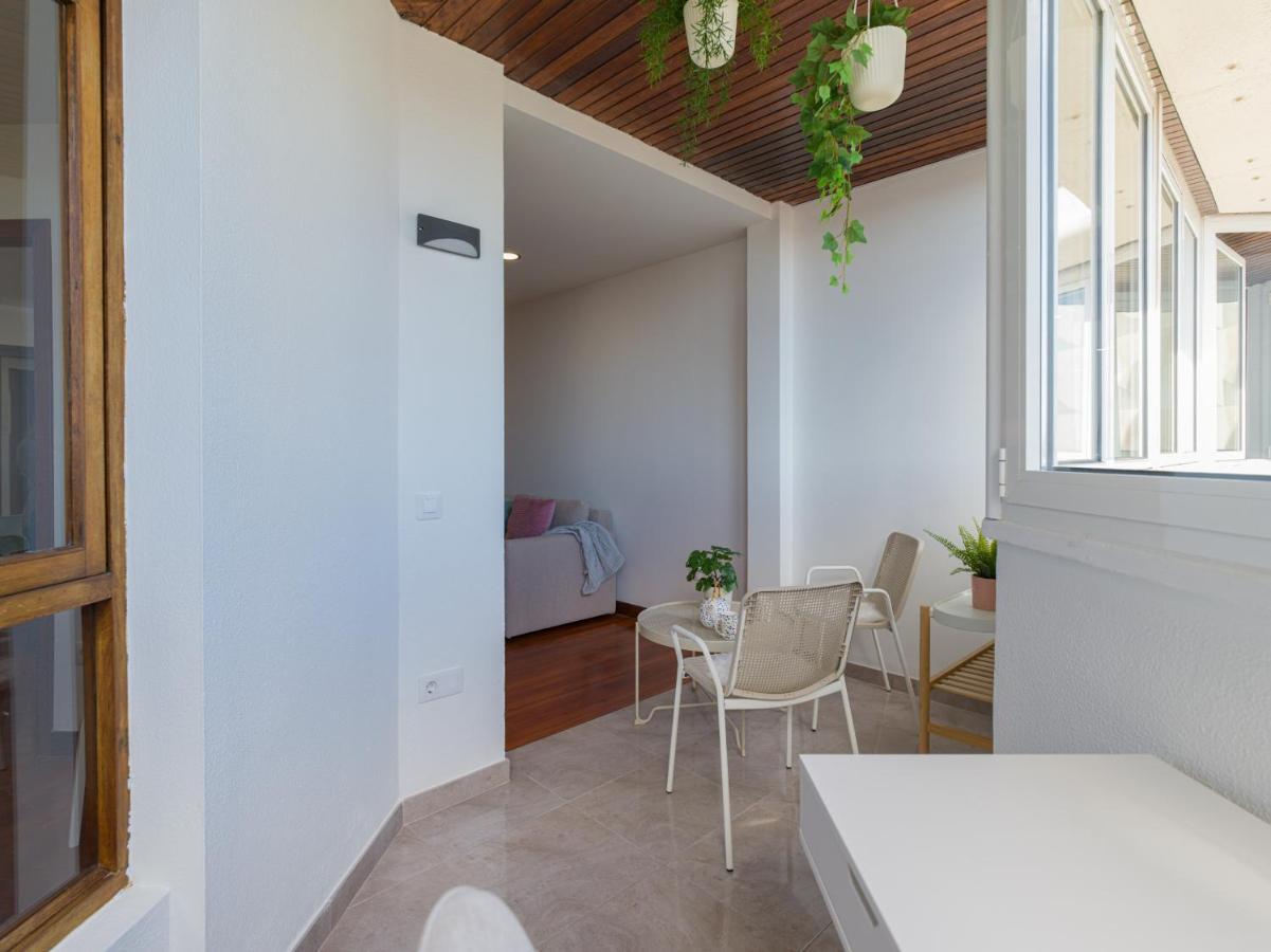 Bright Townhouse - Views - 5 Min Walk To The Beach Лас-Пальмас-де-Гран-Канария Экстерьер фото